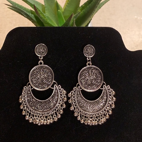 Jewelry - Bohemian party earrings